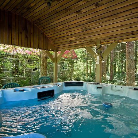 Camping Chalets Spas Pignons Rouges Saint Romain Exterior foto