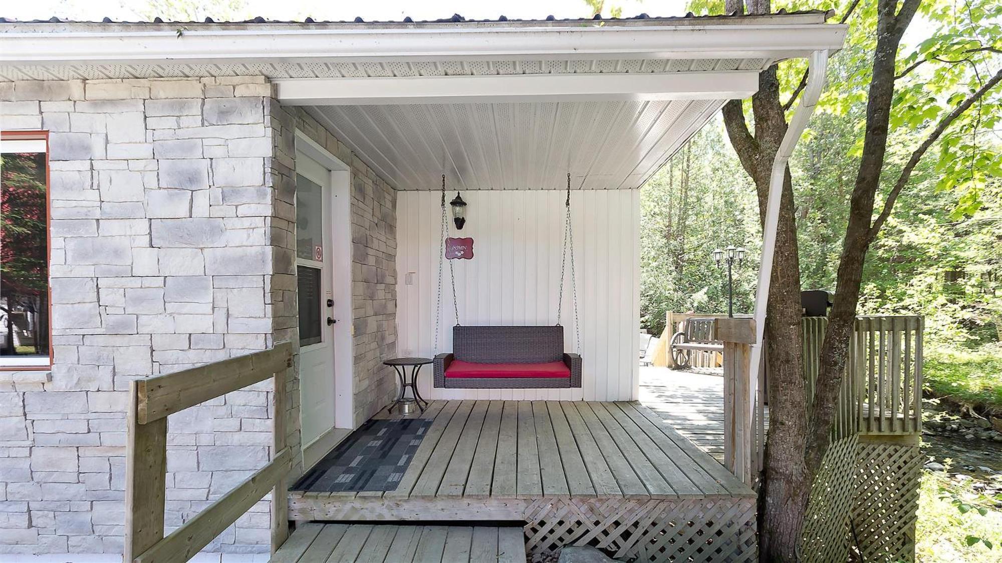 Camping Chalets Spas Pignons Rouges Saint Romain Exterior foto