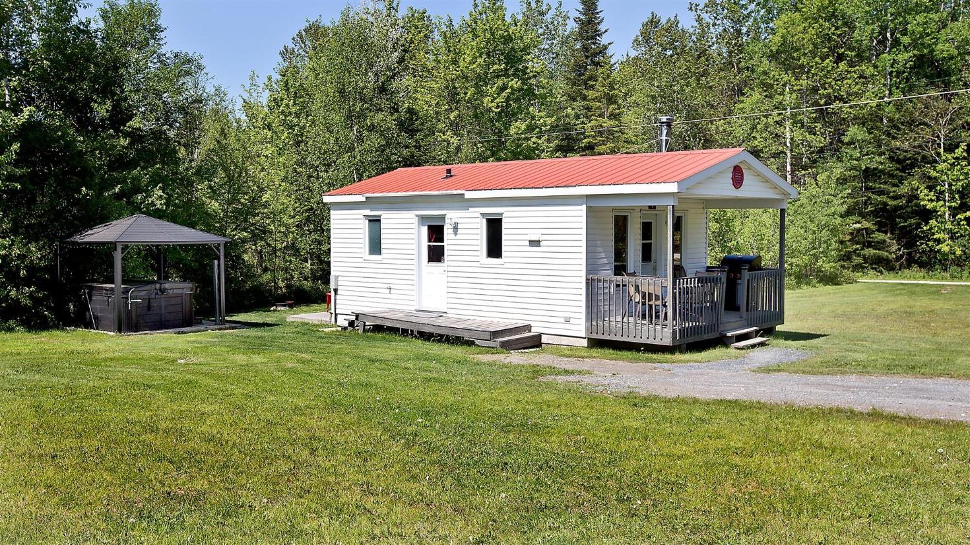 Camping Chalets Spas Pignons Rouges Saint Romain Exterior foto